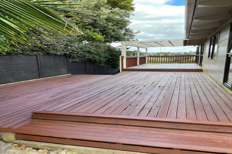 Photo of property in 5a Rimu Road, Stanmore Bay, Whangaparaoa, 0932