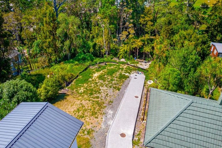 Photo of property in 27a Fairmount Road, Titirangi, Auckland, 0604