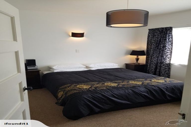 Photo of property in 871 High Street, Boulcott, Lower Hutt, 5011