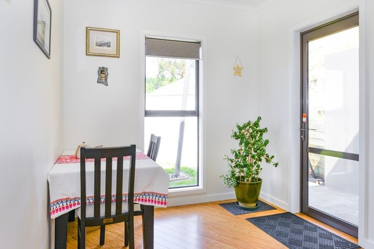 Photo of property in 15 Whakapirau Road, Maraekakaho, Hastings, 4174