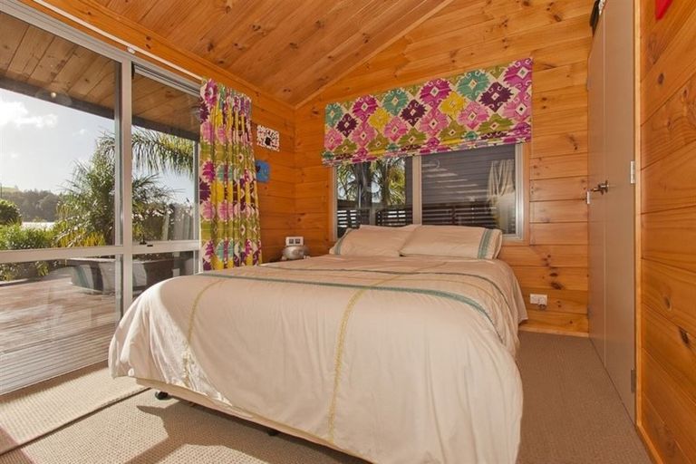 Photo of property in 6 Clipper Place, Whitianga, 3510