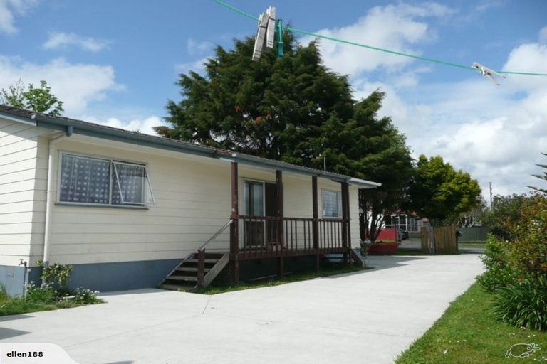 Photo of property in 9 Silverstone Place, Henderson, Auckland, 0612