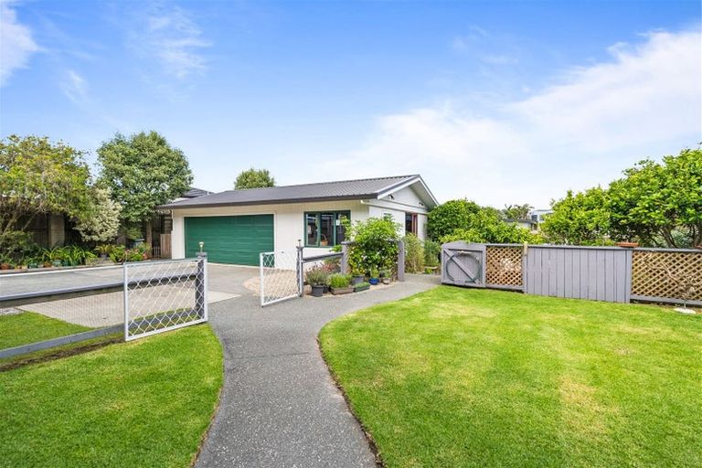 Photo of property in 84 Bream Bay Drive, Ruakaka, 0116