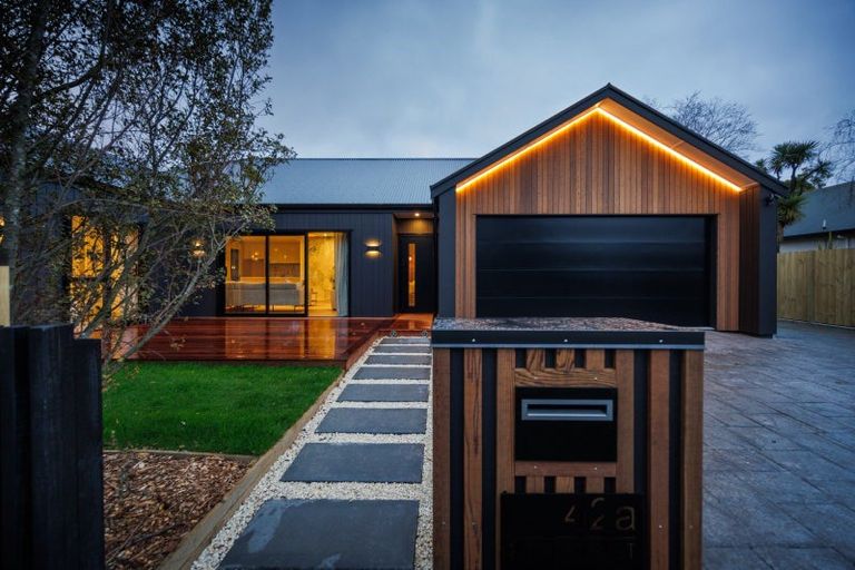 Photo of property in 42a Batt Street, West End, Palmerston North, 4410