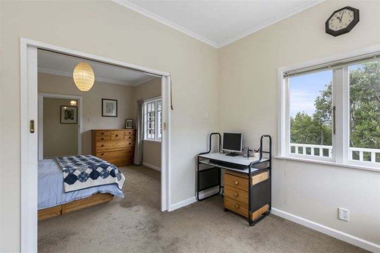 Photo of property in 15 Madras Street, Khandallah, Wellington, 6035