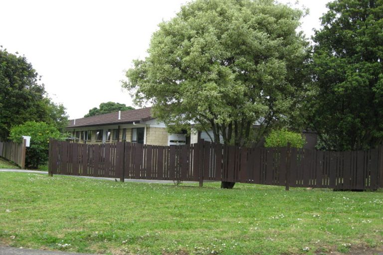 Photo of property in 4/74 Wallace Road, Mangere Bridge, Auckland, 2022