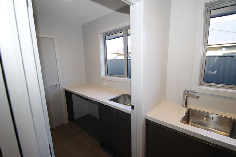 Photo of property in 15 Caledonia Drive, Mosgiel, 9024