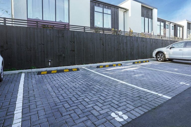 Photo of property in 2/37 Webb Street, St Albans, Christchurch, 8014