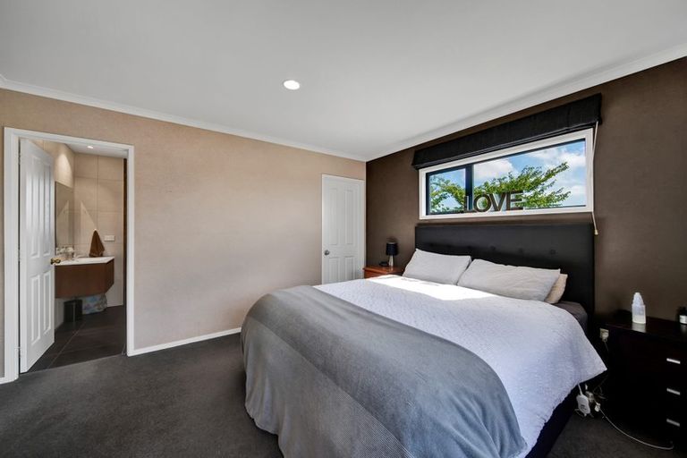 Photo of property in 18 Fantham Street, Hawera, 4610