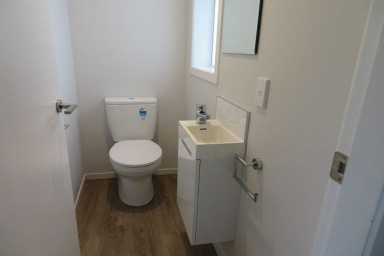 Photo of property in 1b Manderson Grove, Fairfield, Lower Hutt, 5011