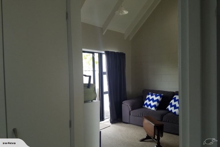 Photo of property in 11 Fantail Court, Orewa, 0931