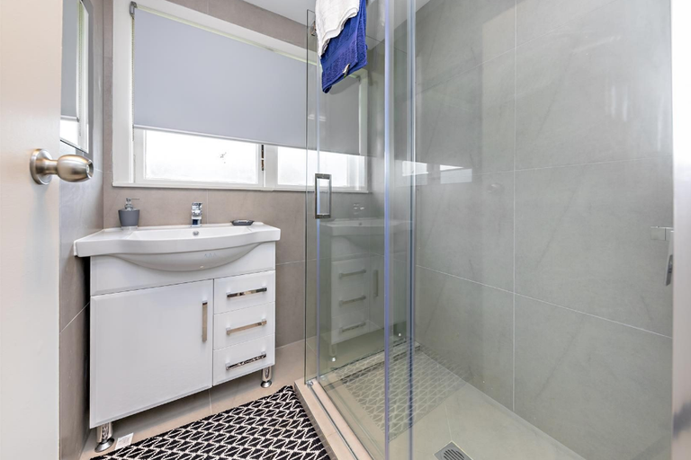 Photo of property in 7 Fairey Place, Mangere, Auckland, 2022