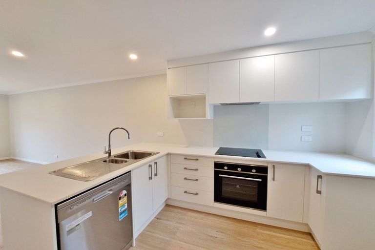 Photo of property in 21/125b Metcalfe Road, Ranui, Auckland, 0612