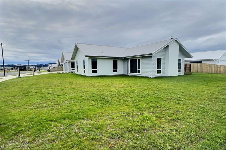 Photo of property in 23 Wai Terrace, Wharewaka, Taupo, 3330