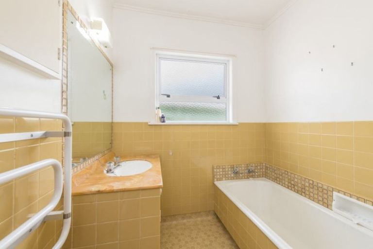 Photo of property in 12 Gilbert Street, Richmond, 7020