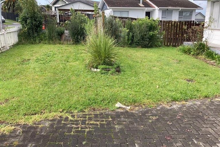 Photo of property in 99 Archmillen Avenue, Pakuranga Heights, Auckland, 2010