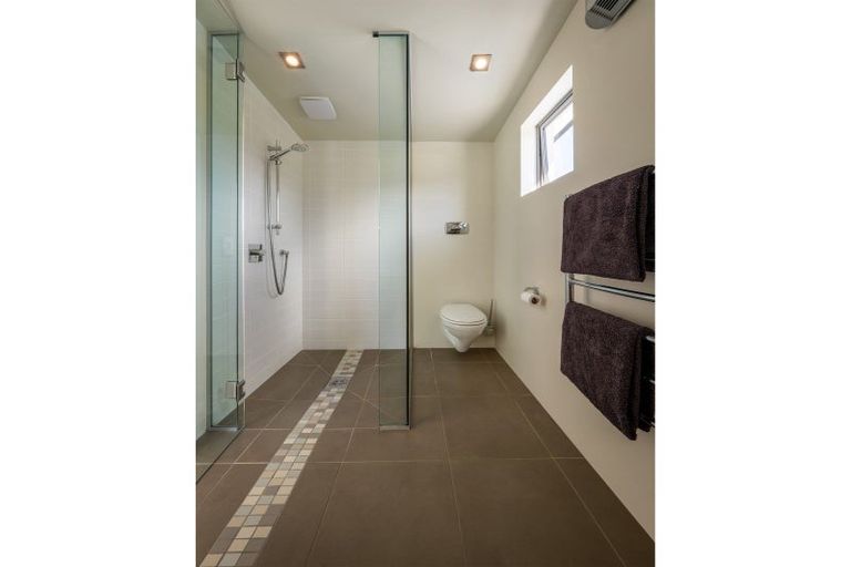 Photo of property in 35 Ridgecrest, Wanaka, 9305