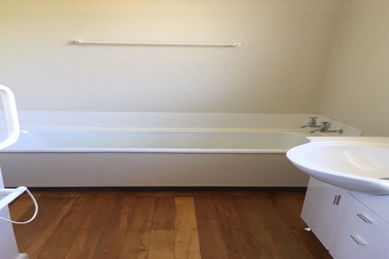 Photo of property in 10 Wye Street, Oamaru, 9400