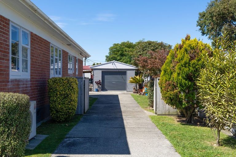 Photo of property in 34 Princes Street, Levin, 5510