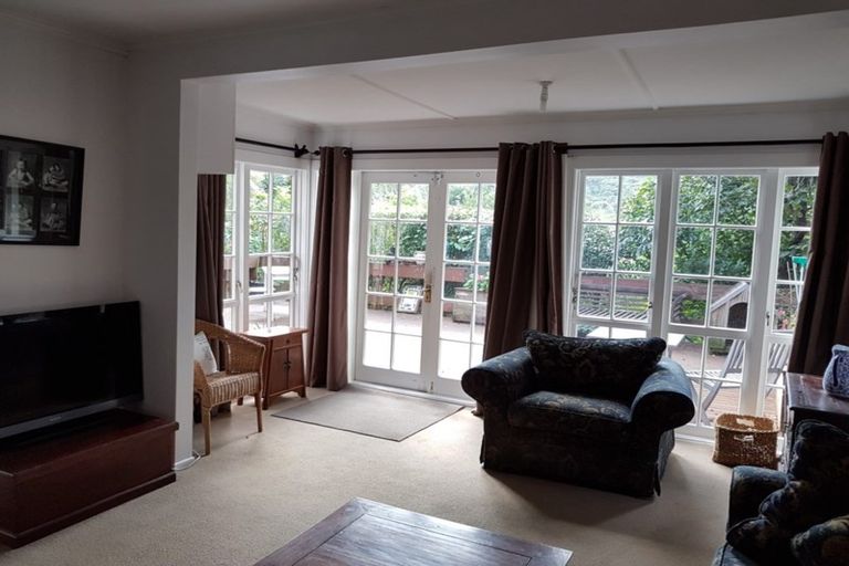 Photo of property in 44 Gordon Road, Plimmerton, Porirua, 5026