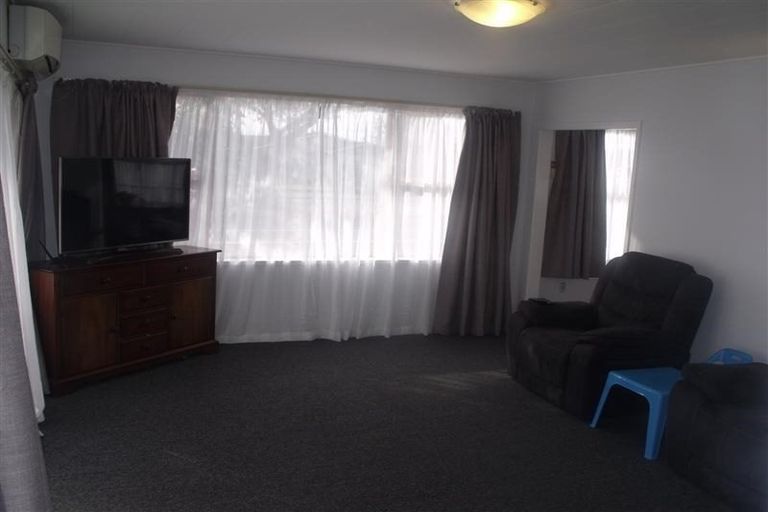 Photo of property in 109 Flaxmere Avenue, Flaxmere, Hastings, 4120