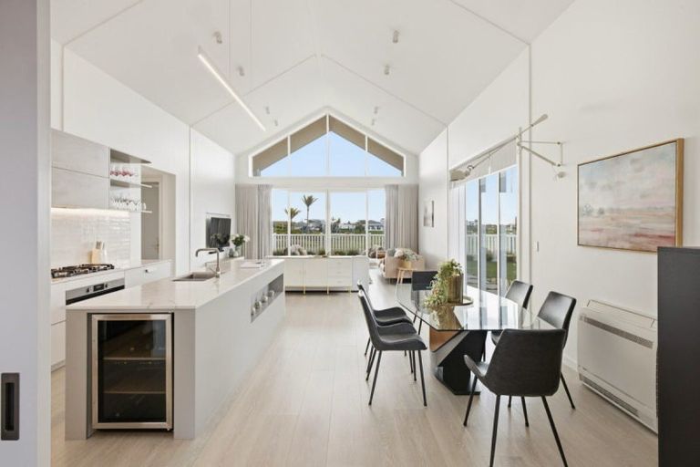 Photo of property in 24 Montiicola Drive, Papamoa Beach, Papamoa, 3118