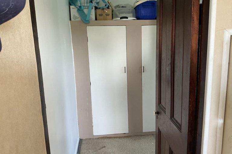 Photo of property in 306 South Road, Omata, New Plymouth, 4374
