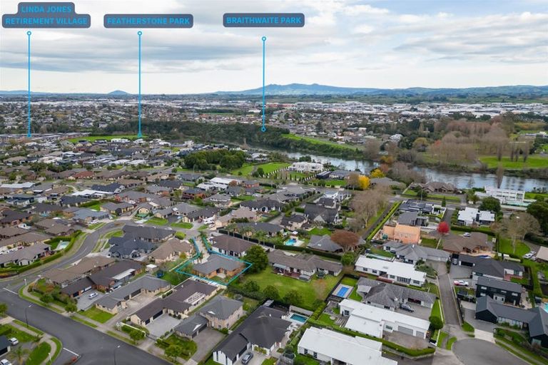 Photo of property in 12 Hampshire Court, Flagstaff, Hamilton, 3210