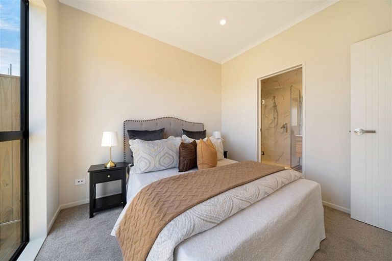 Photo of property in 31b Biokovo Street, Massey, Auckland, 0614