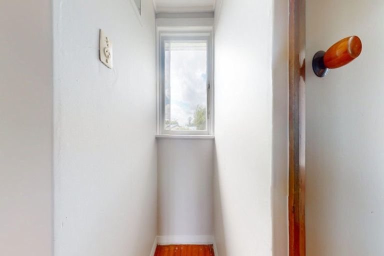 Photo of property in 1 Kotare Street, Aramoho, Whanganui, 4500