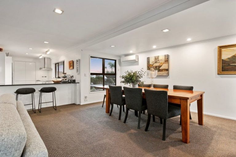 Photo of property in 820a Papamoa Beach Road, Papamoa Beach, Papamoa, 3118