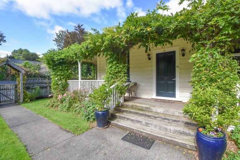 Photo of property in 60 Kuratawhiti Street, Greytown, 5712