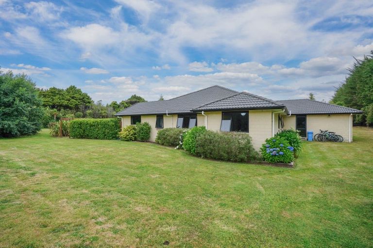 Photo of property in 40 Matua Grove, Otatara, Invercargill, 9879