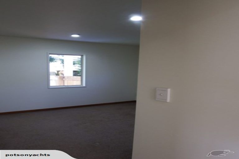 Photo of property in 5 Alfred Street, Northcote Point, Auckland, 0627