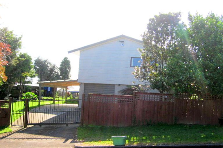 Photo of property in 4 Rotoma Rise, Clover Park, Auckland, 2019