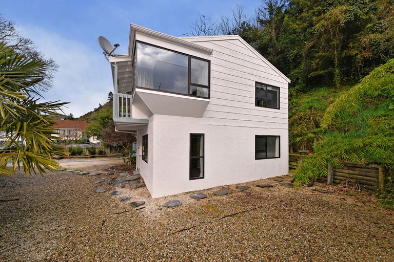 Photo of property in 12 Waterdale Way, The Brook, Nelson, 7010