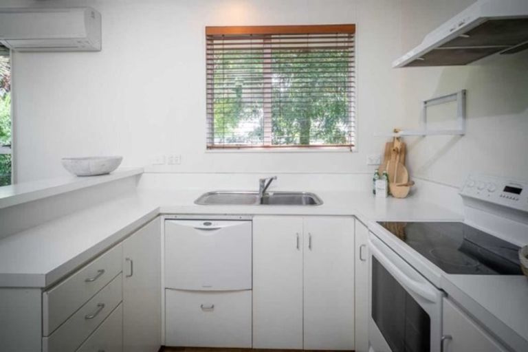 Photo of property in 2/21 Aylesford Street, Mairehau, Christchurch, 8013