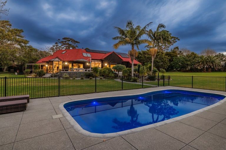 Photo of property in 114 Waipapa Road, Kerikeri, 0230