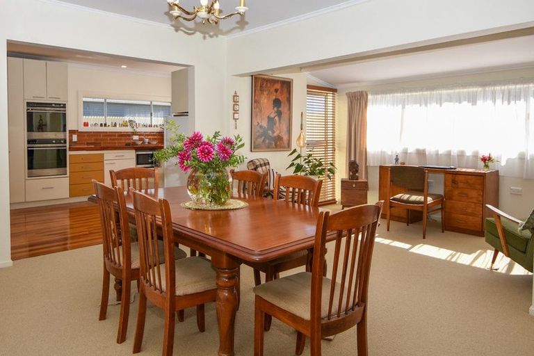 Photo of property in 108 Broadway, Carterton, 5713