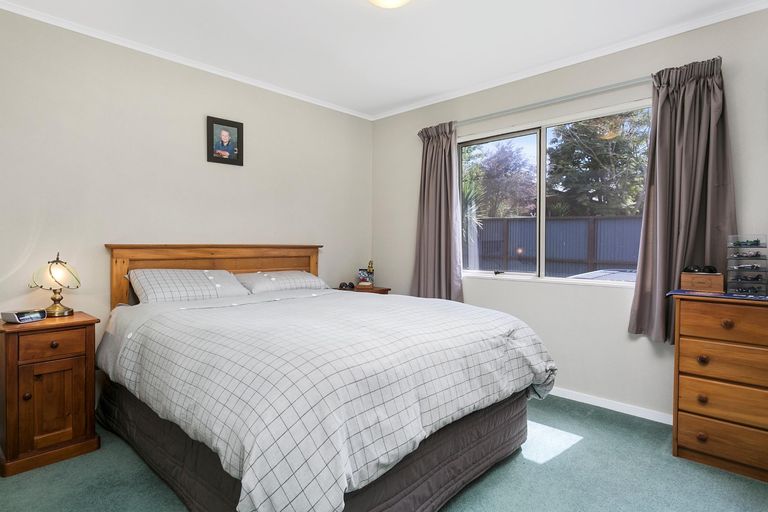 Photo of property in 90a Moore Street, Leamington, Cambridge, 3432