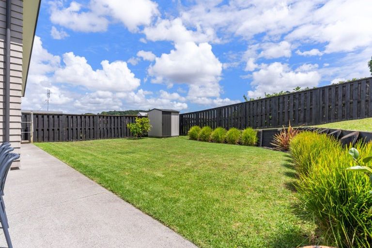 Photo of property in 4 Stockyard Crescent, Pukekohe, 2120