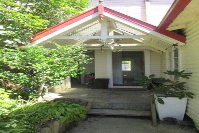 Photo of property in 62 Wyndham Road, Pinehaven, Upper Hutt, 5019