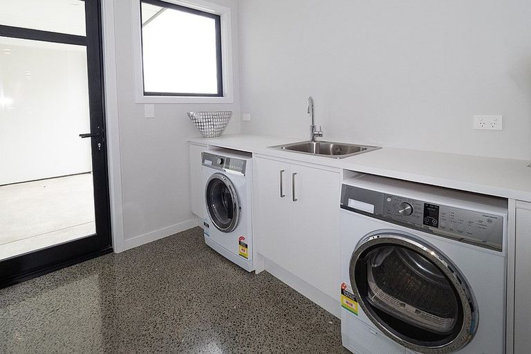 Photo of property in 15 Lake View Terrace, Huntingdon, Ashburton, 7774