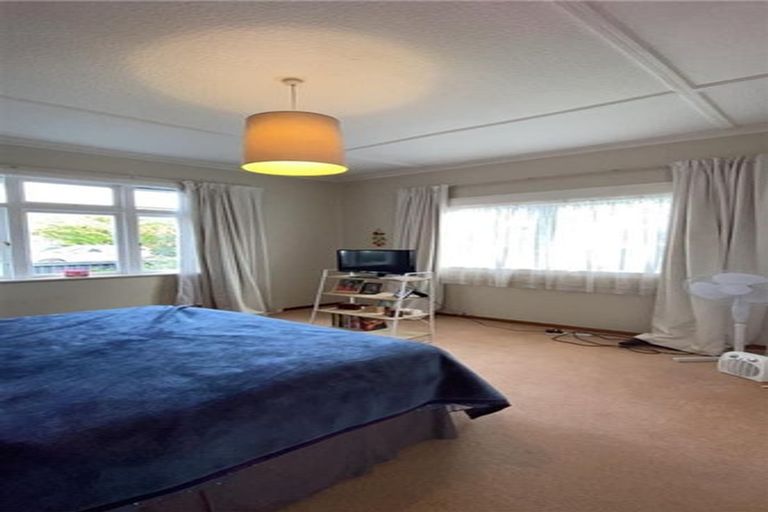 Photo of property in 28a Manuka Street, Otaki Beach, Otaki, 5512