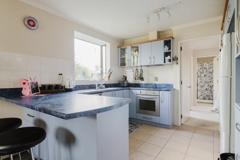 Photo of property in 21 Newton Place, Westbrook, Palmerston North, 4412