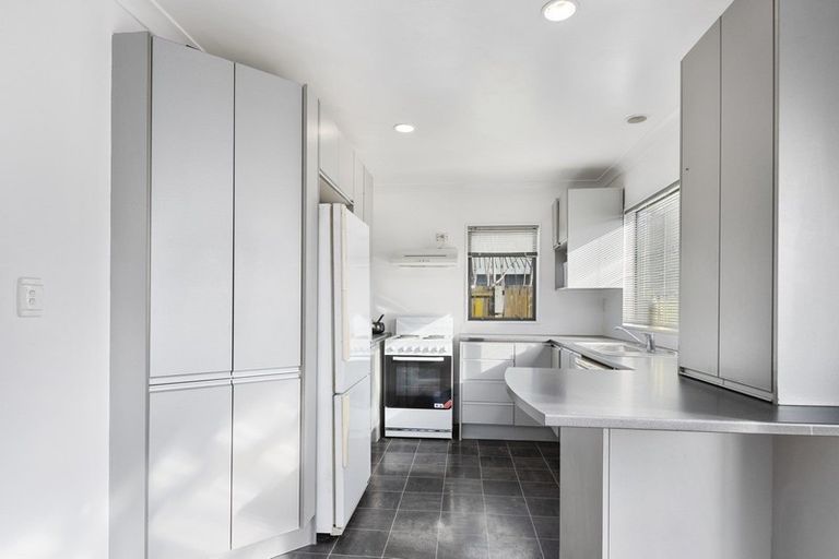 Photo of property in 15a Belray Place, Papamoa Beach, Papamoa, 3118