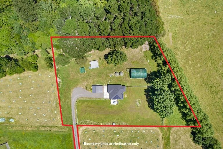 Photo of property in 81 Halls Road, Pahiatua, 4910