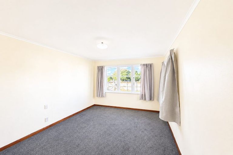 Photo of property in 57 Glendale Road, Glen Eden, Auckland, 0602