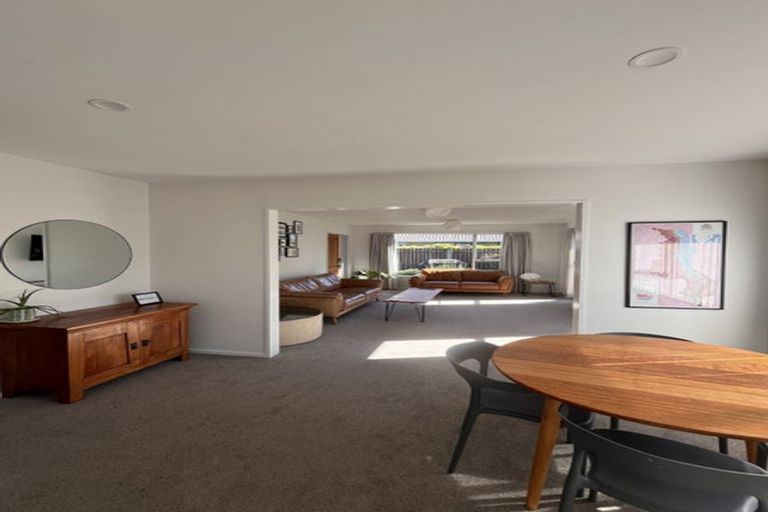 Photo of property in 247a Avonhead Road, Avonhead, Christchurch, 8042