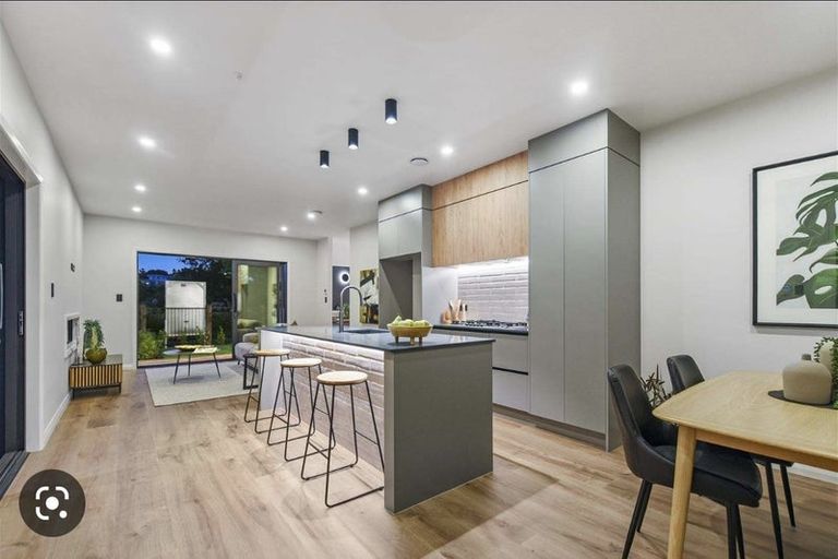 Photo of property in 1/64 Banbury Crescent, Fairfield, Hamilton, 3214